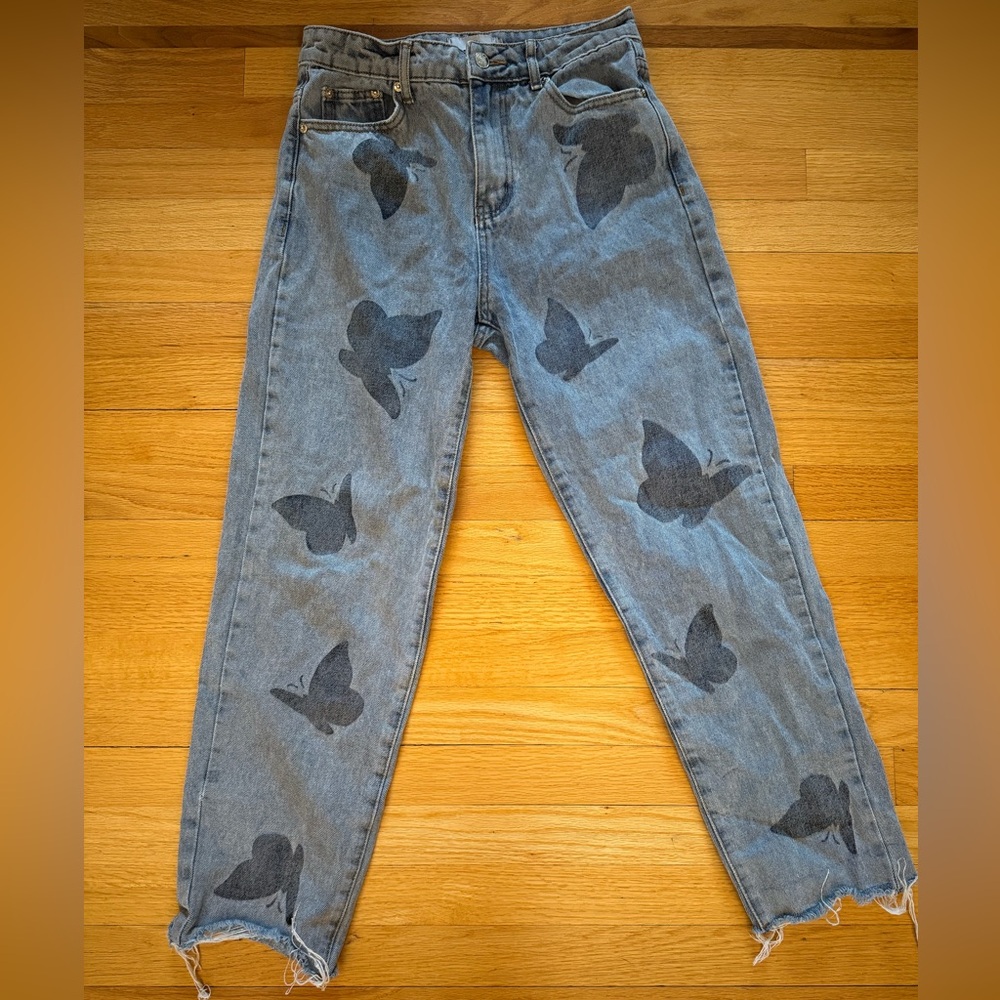 Adika Gray Straight Leg Jeans with Unique Design